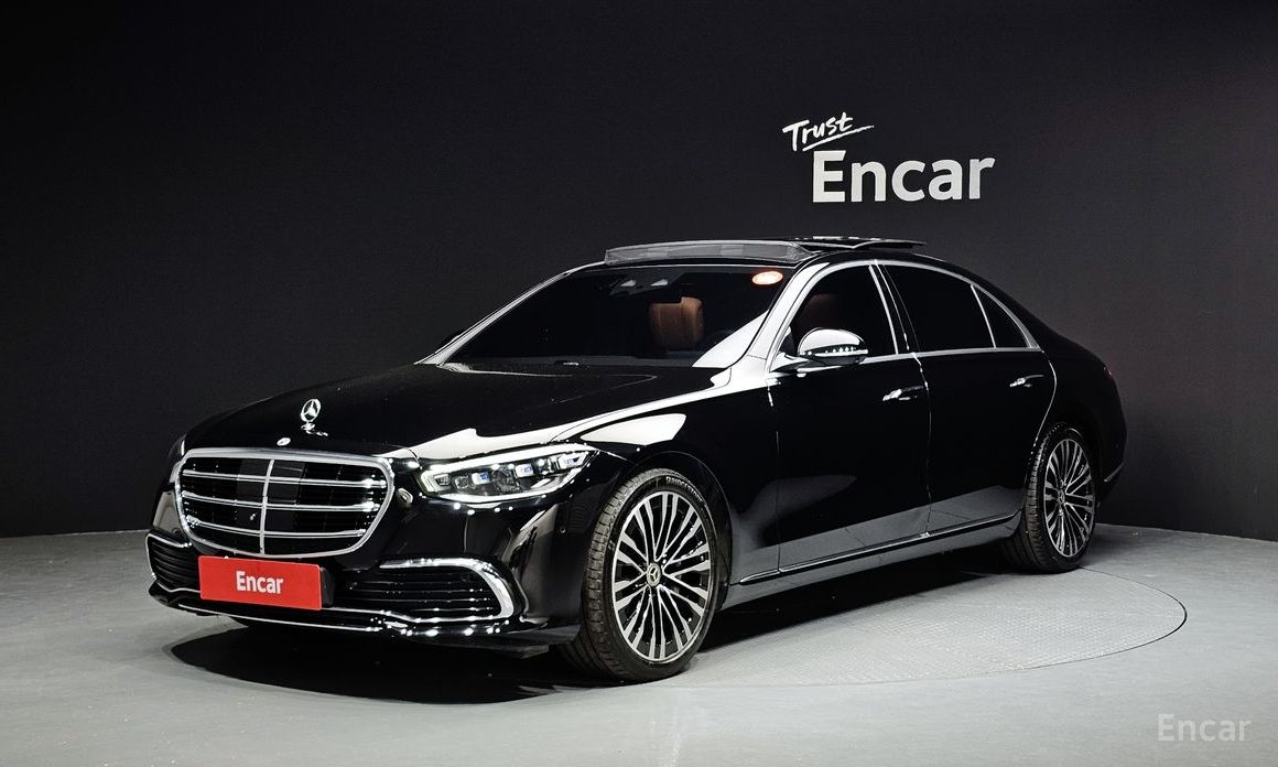  Mercedes-Benz S-Class