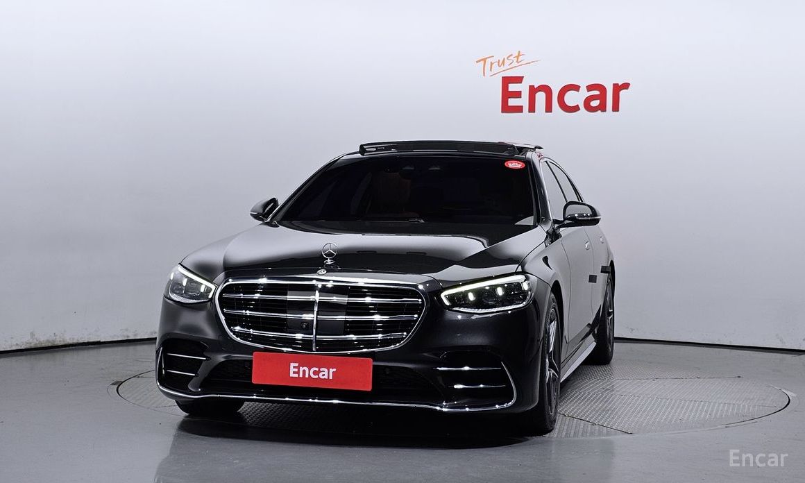  Mercedes-Benz S-Class