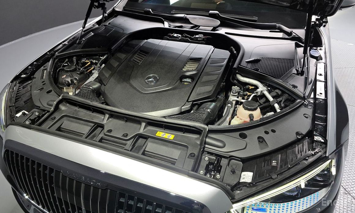  Mercedes-Benz S-Class