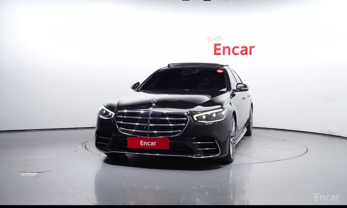  Mercedes-Benz S-Class