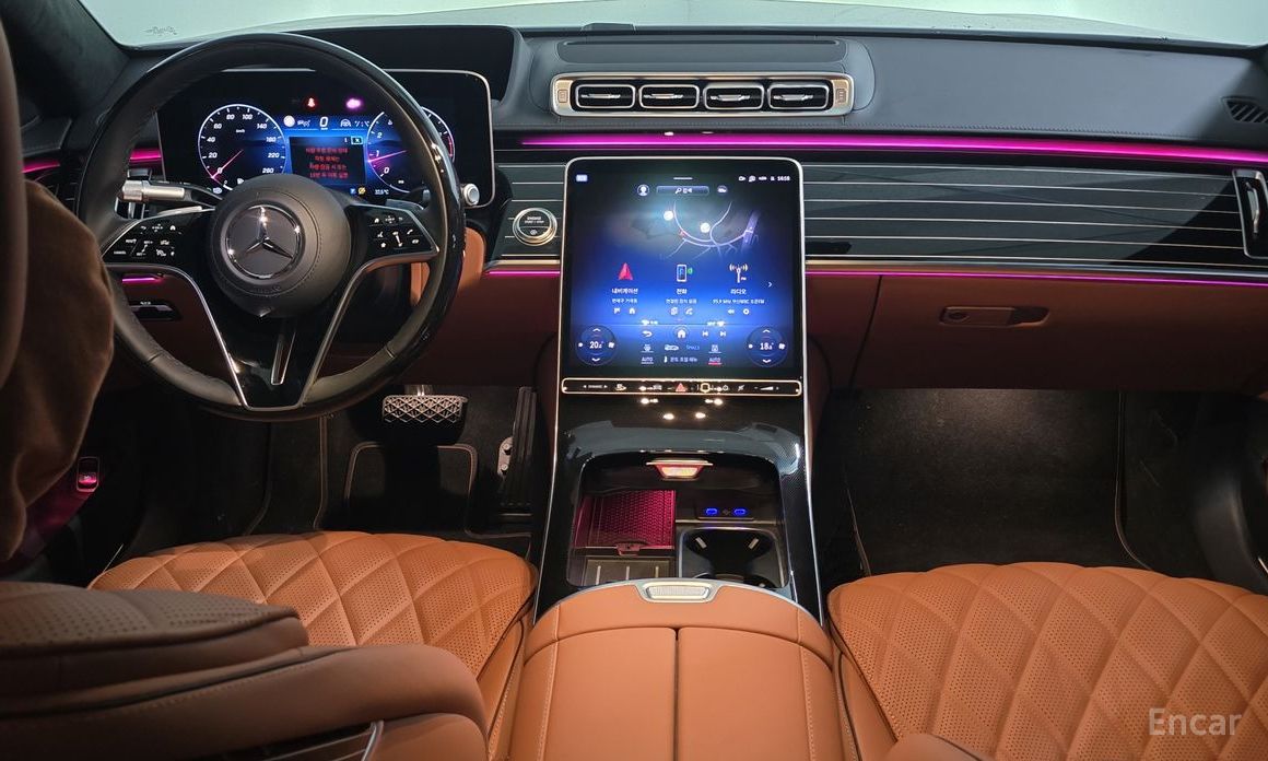  Mercedes-Benz S-Class