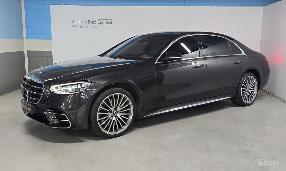  Mercedes-Benz S-Class