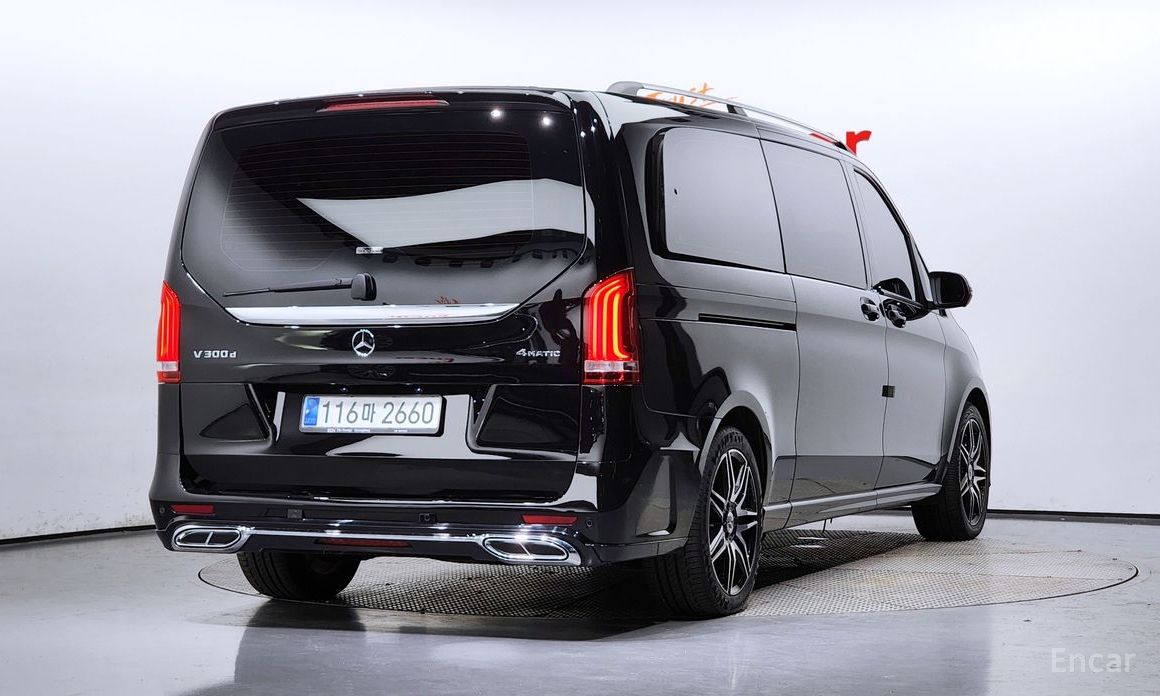  Mercedes-Benz V-Class