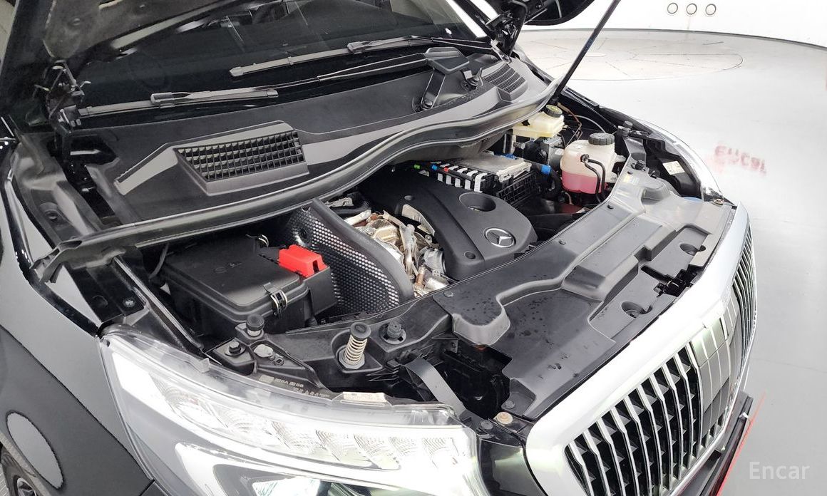  Mercedes-Benz V-Class