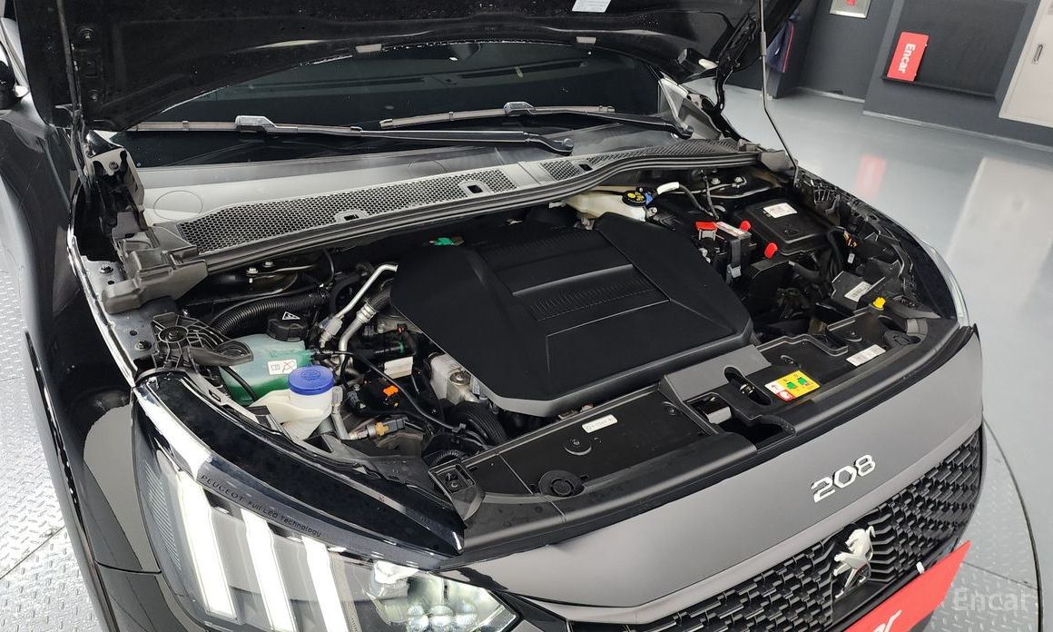  Peugeot 208