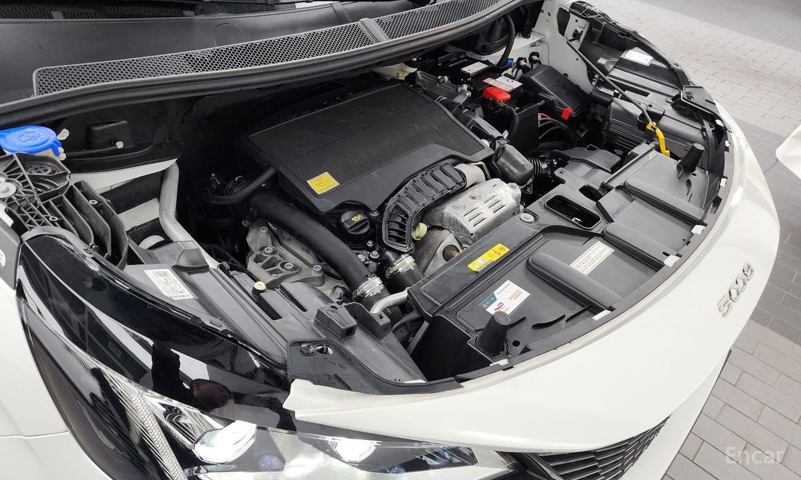  Peugeot 5008