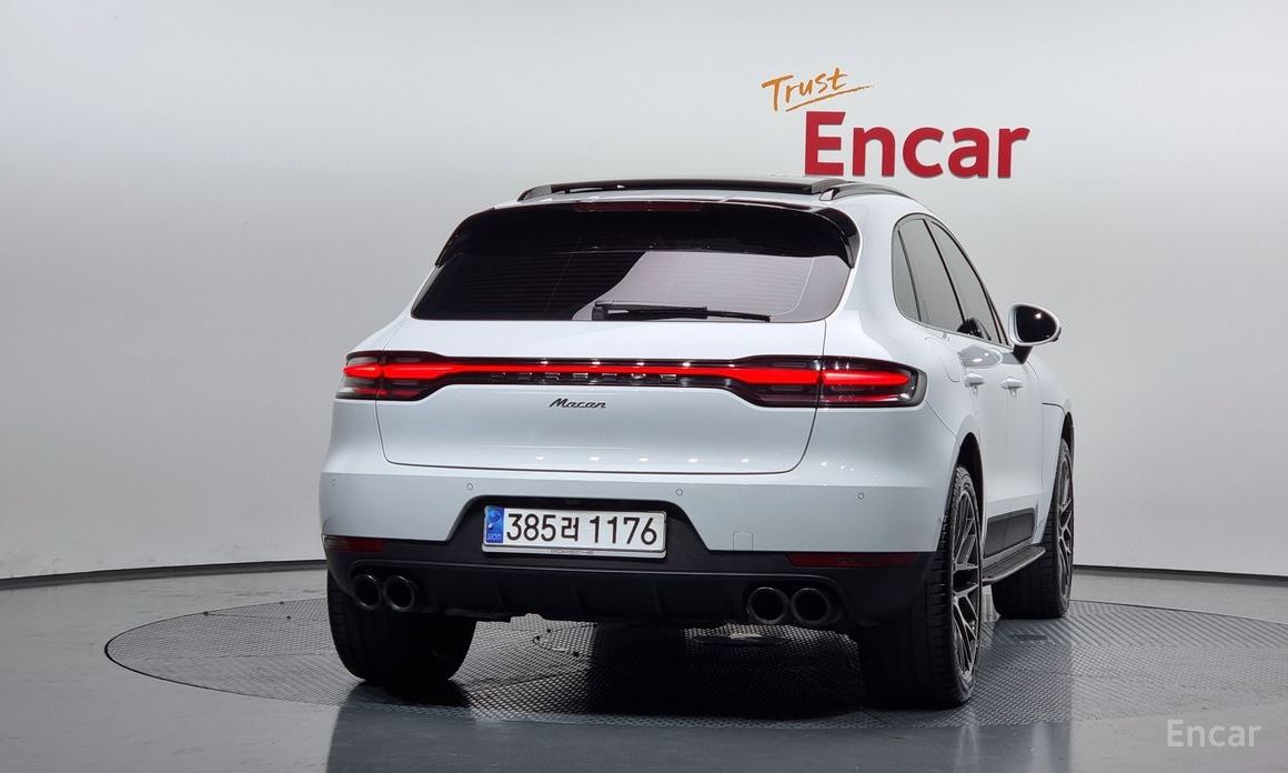  Porsche Macan