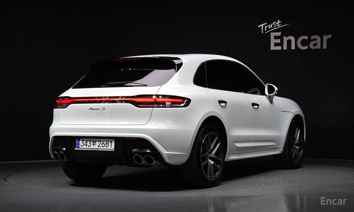  Porsche Macan