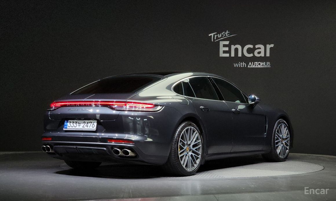  Porsche Panamera