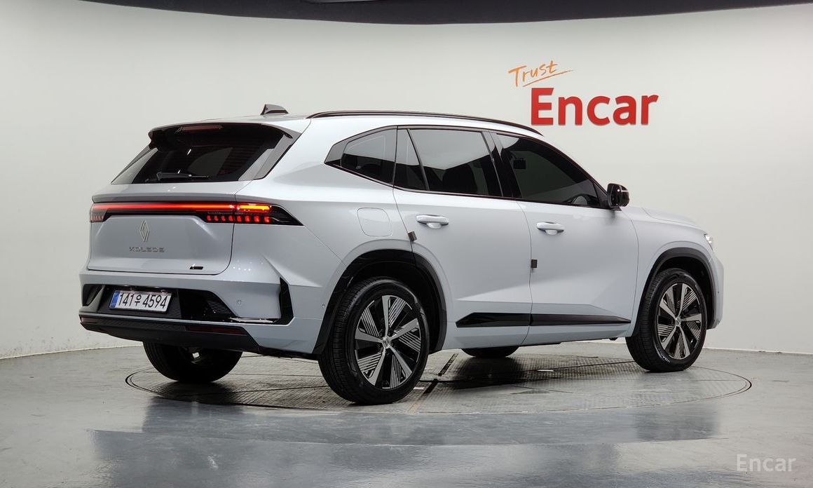  Renault-KoreaSamsung Grand Koleos