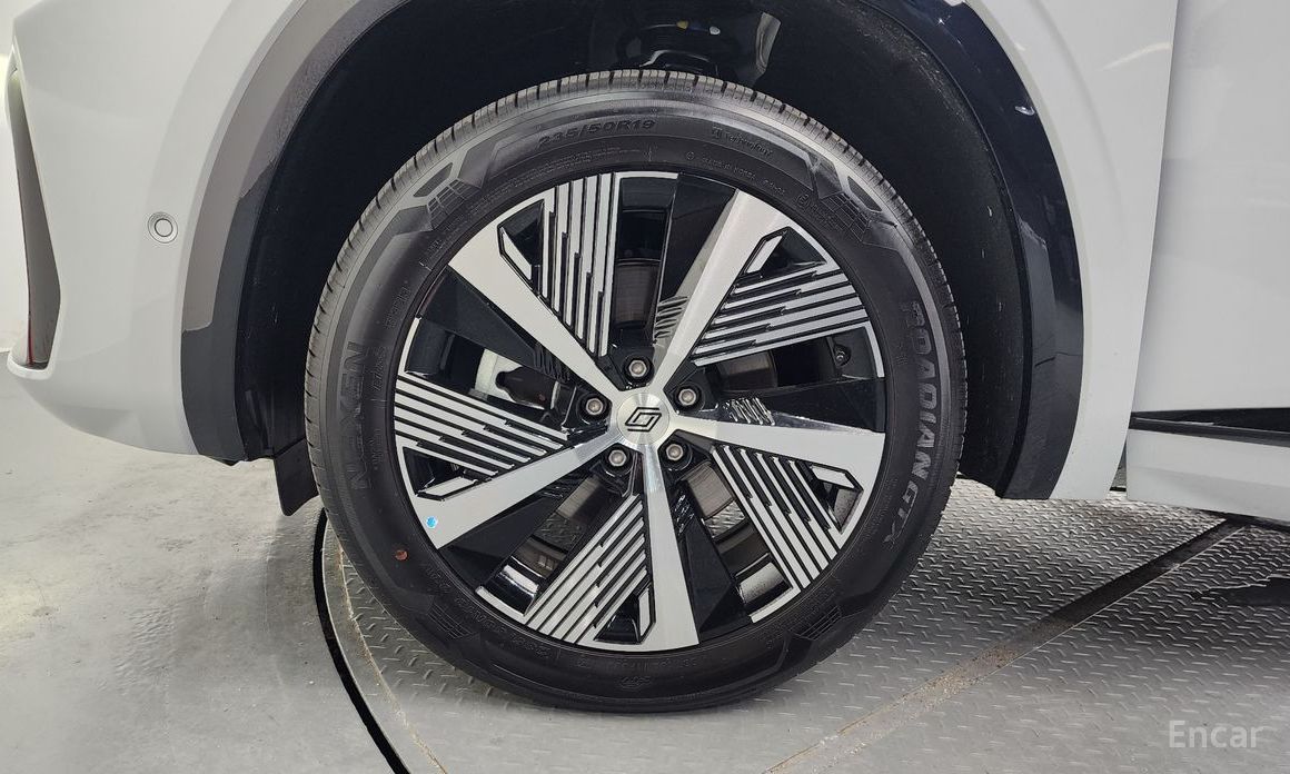  Renault-KoreaSamsung Grand Koleos