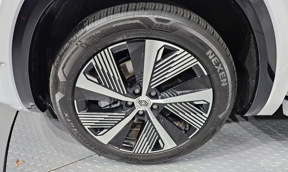  Renault-KoreaSamsung Grand Koleos