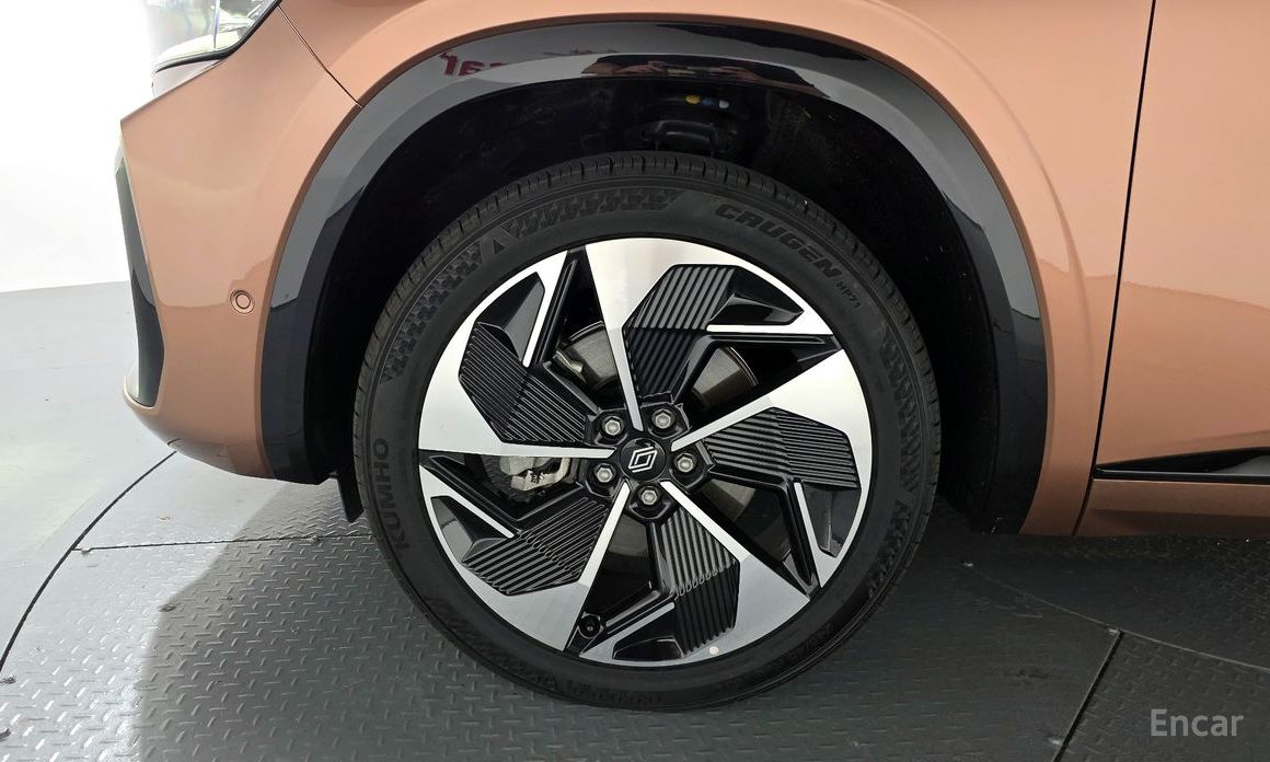  Renault-KoreaSamsung Grand Koleos