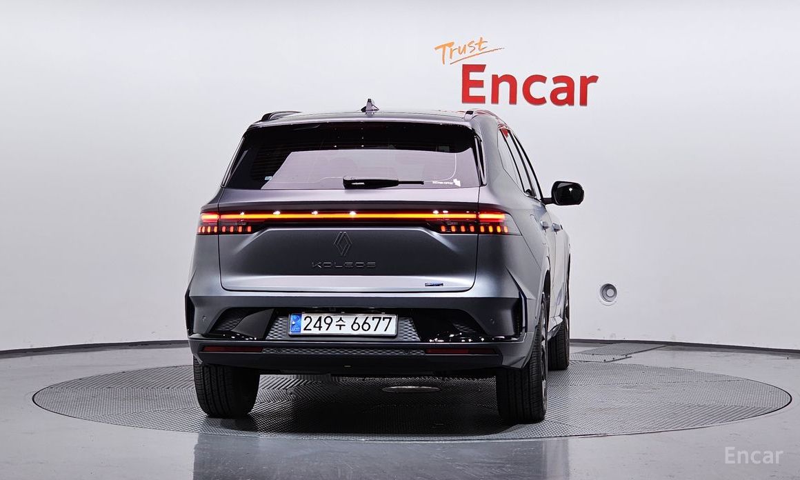  Renault-KoreaSamsung Grand Koleos