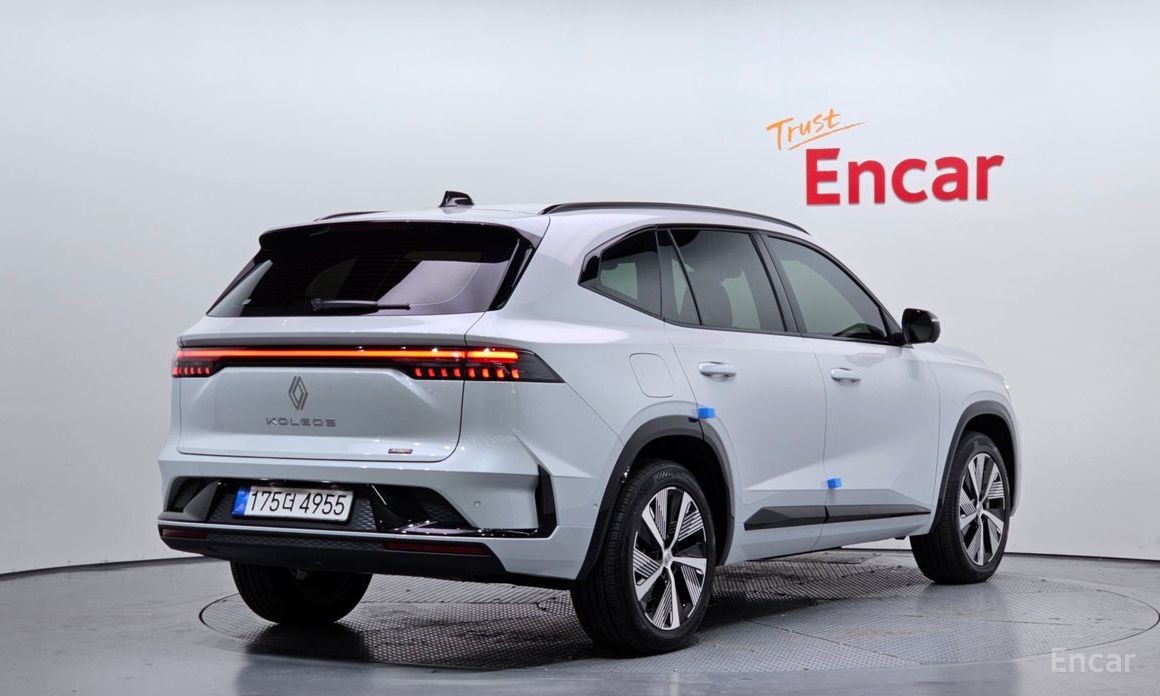  Renault-KoreaSamsung Grand Koleos