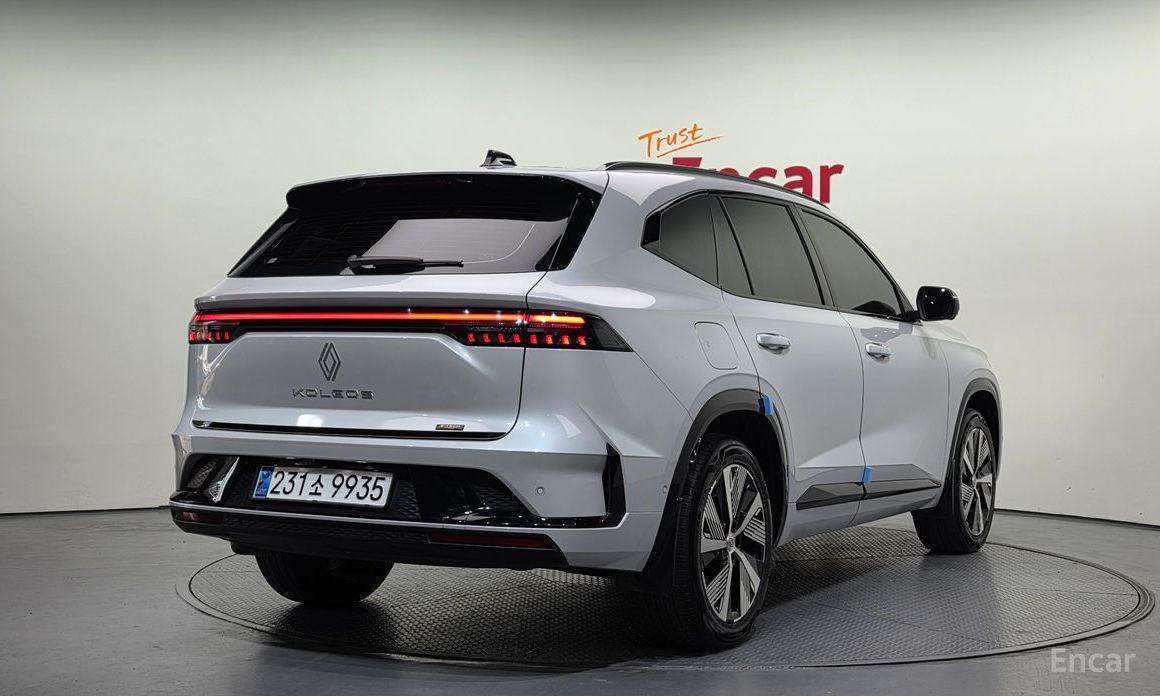  Renault-KoreaSamsung Grand Koleos