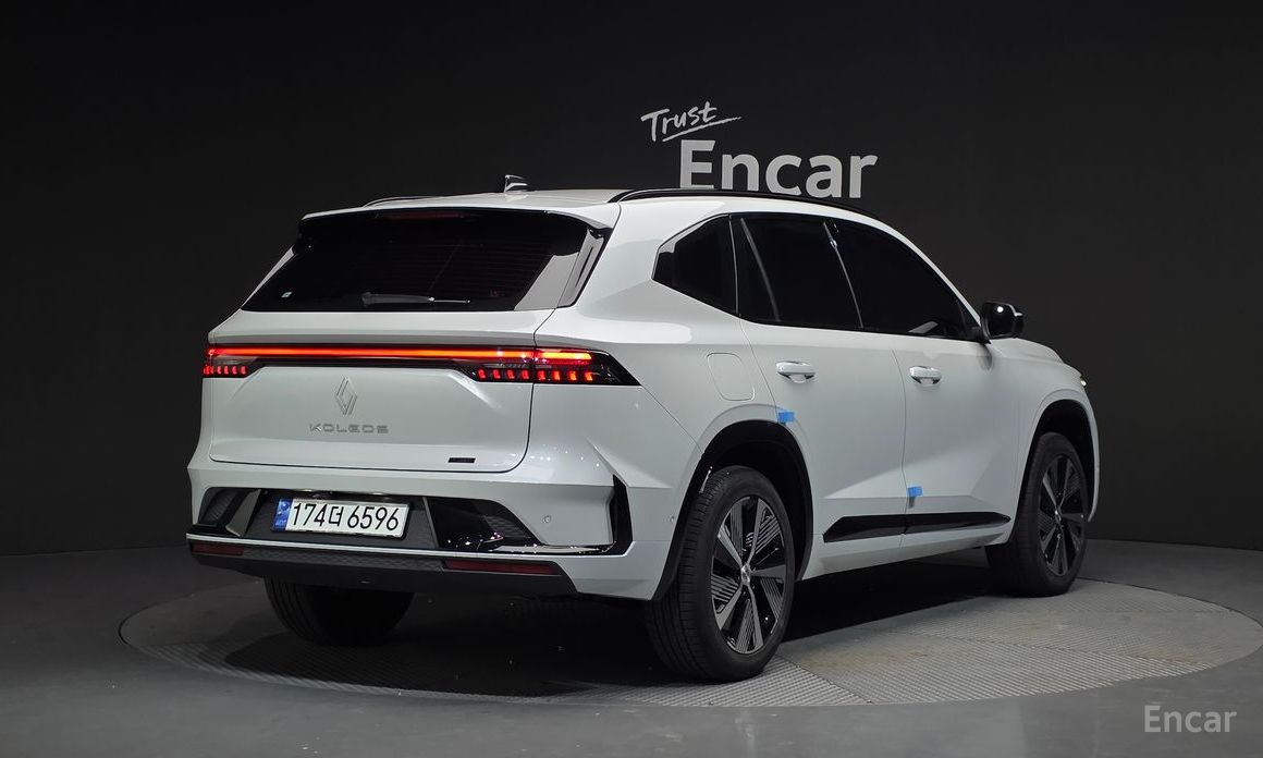  Renault-KoreaSamsung Grand Koleos