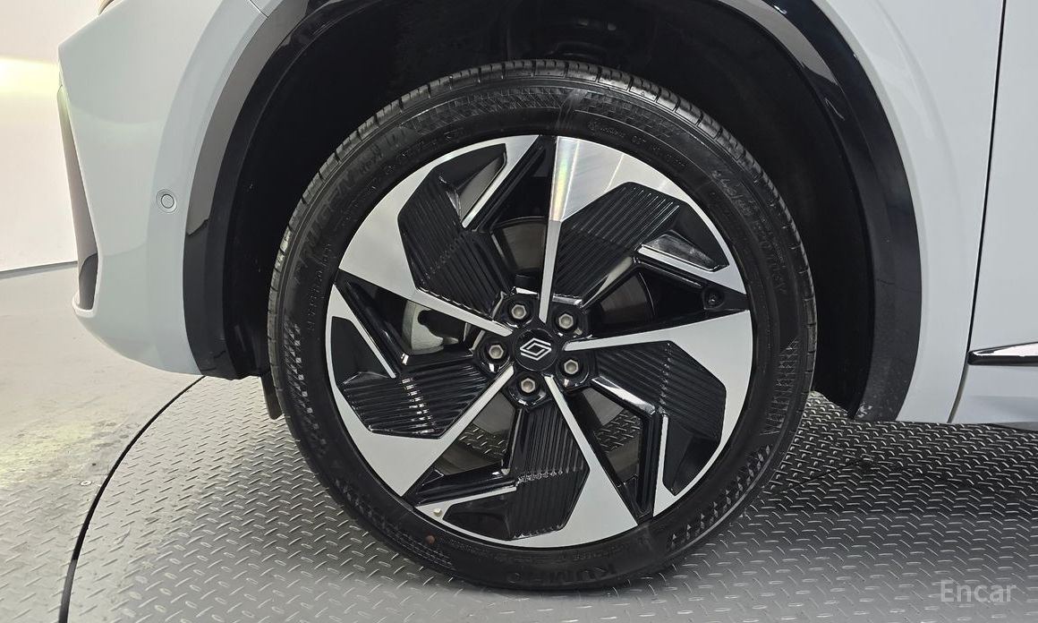  Renault-KoreaSamsung Grand Koleos