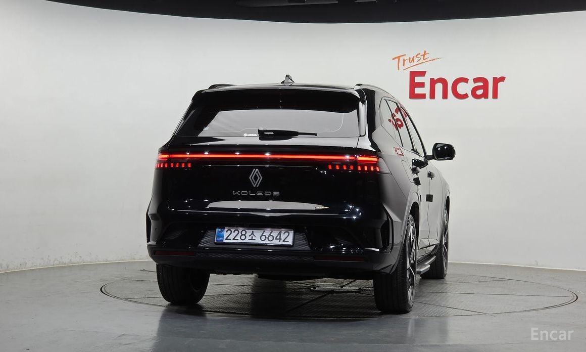  Renault-KoreaSamsung Grand Koleos