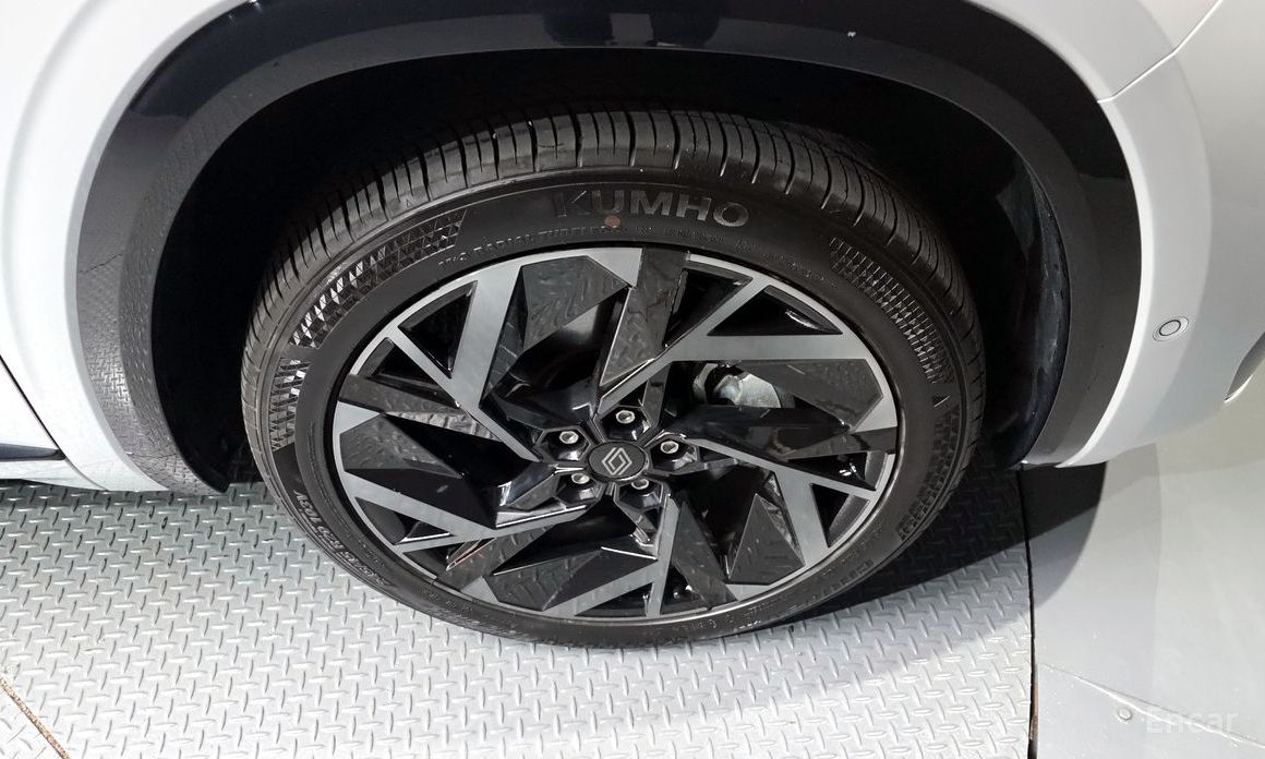  Renault-KoreaSamsung Grand Koleos