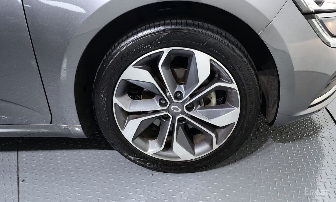  Renault-KoreaSamsung SM6