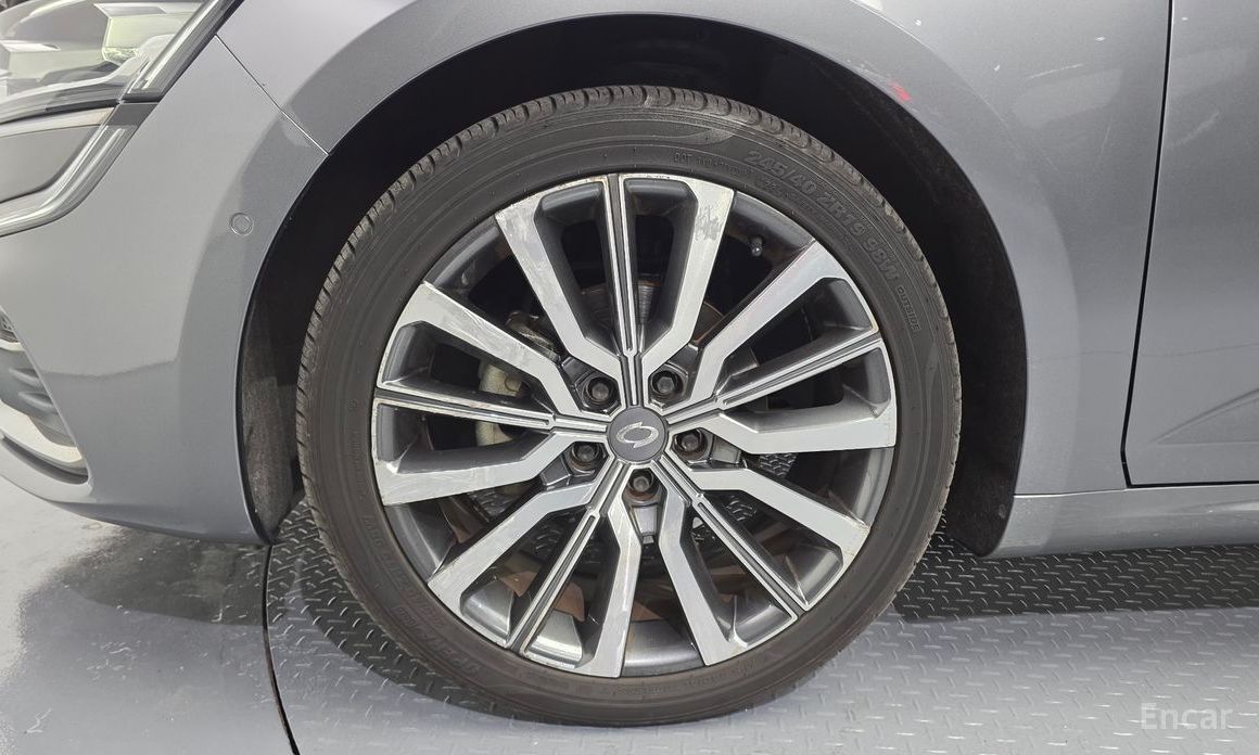  Renault-KoreaSamsung SM6