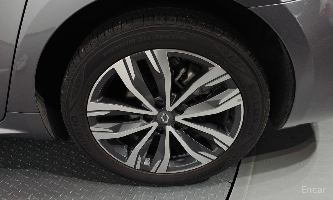  Renault-KoreaSamsung SM6