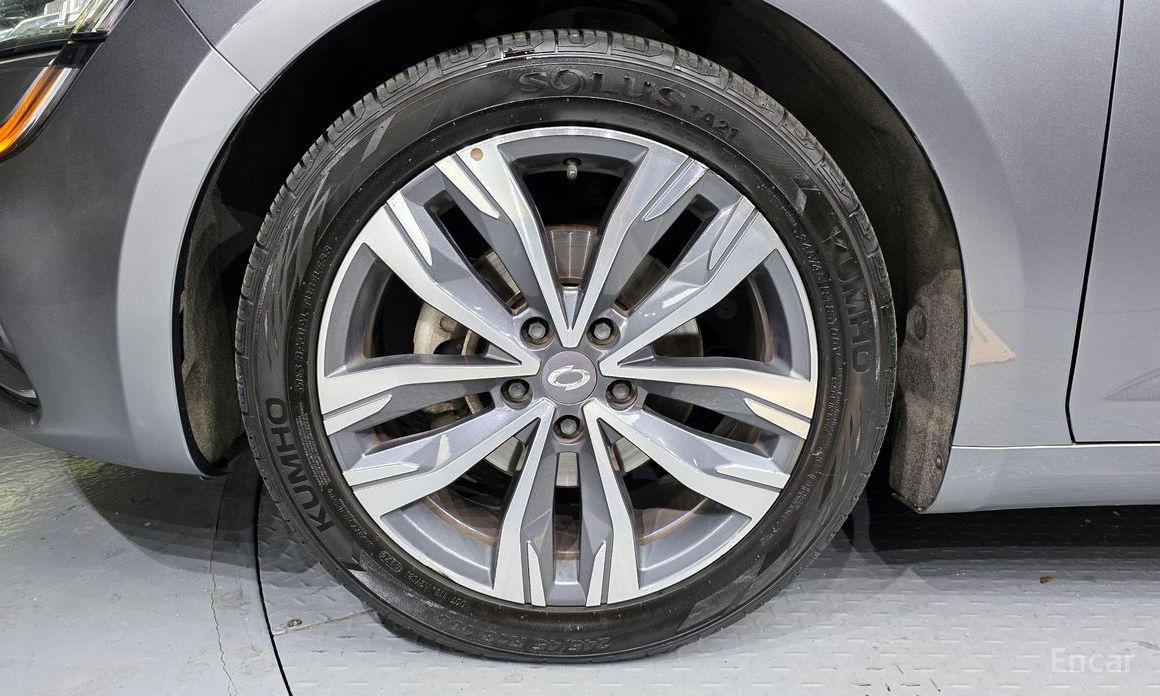  Renault-KoreaSamsung SM6