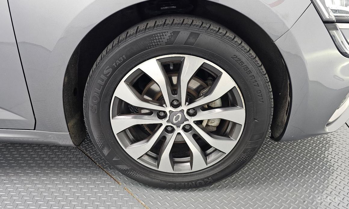  Renault-KoreaSamsung SM6