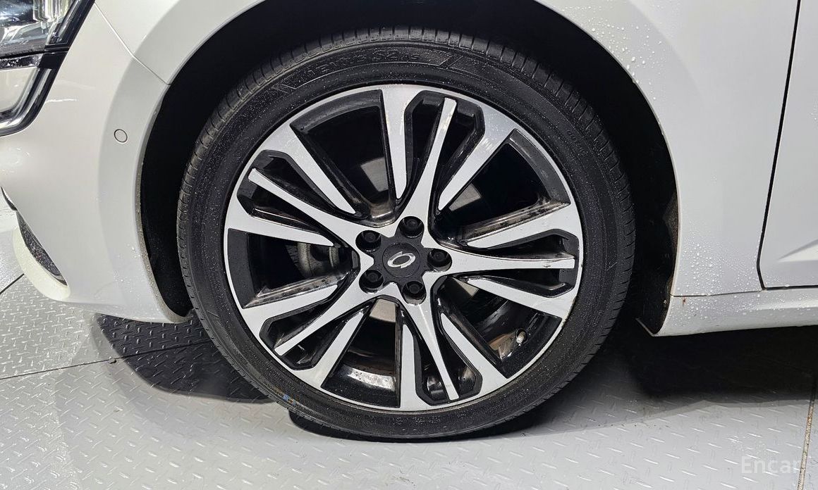  Renault-KoreaSamsung SM6