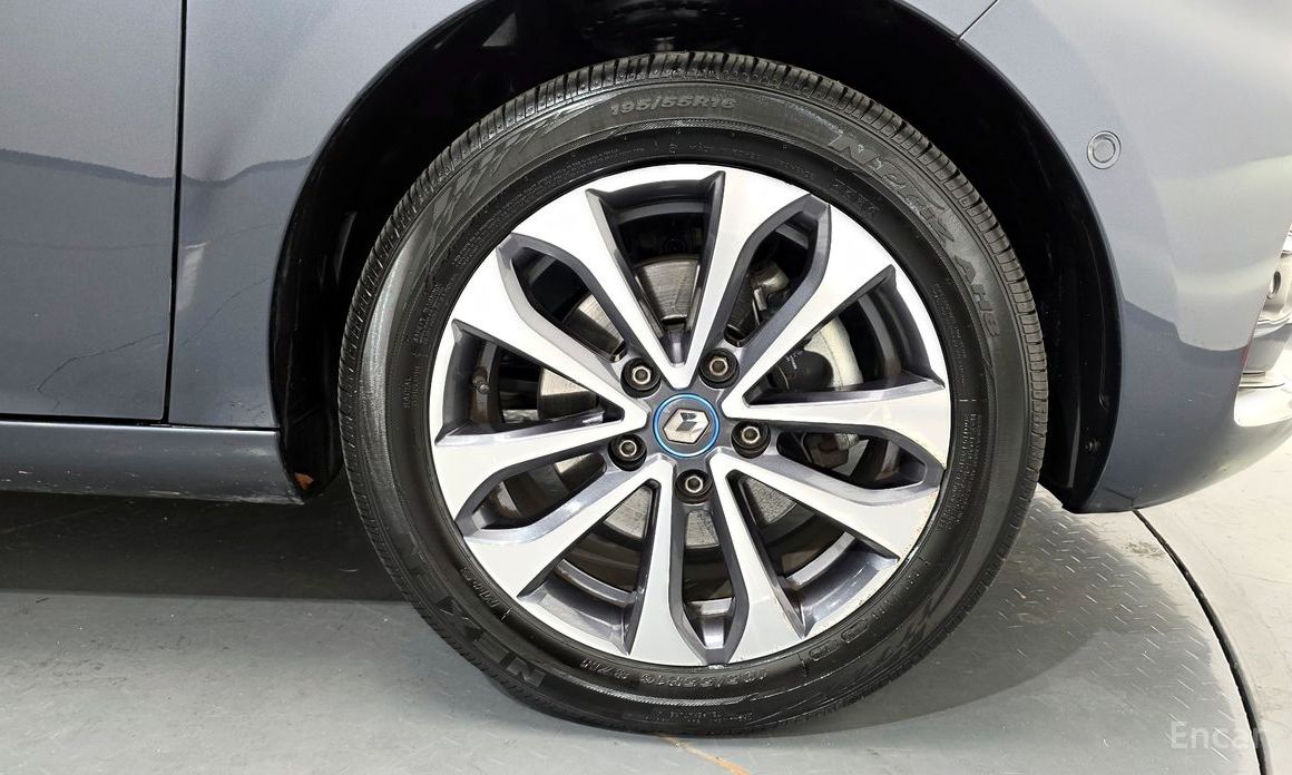  Renault-KoreaSamsung Zoe