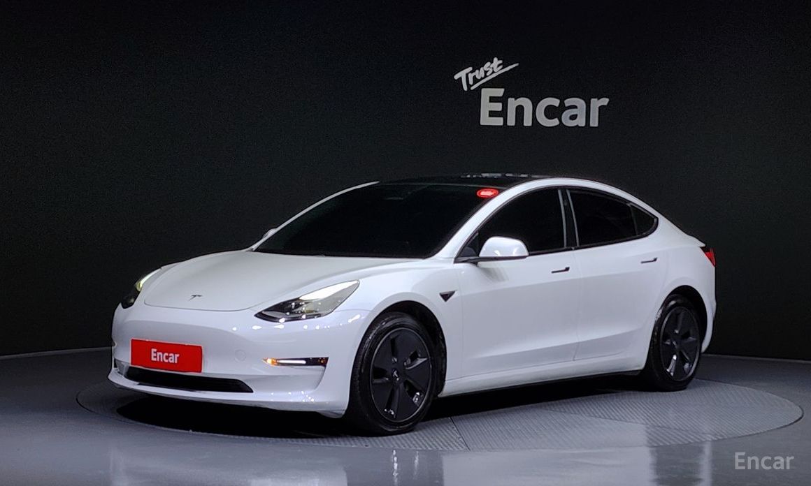  Tesla Model 3