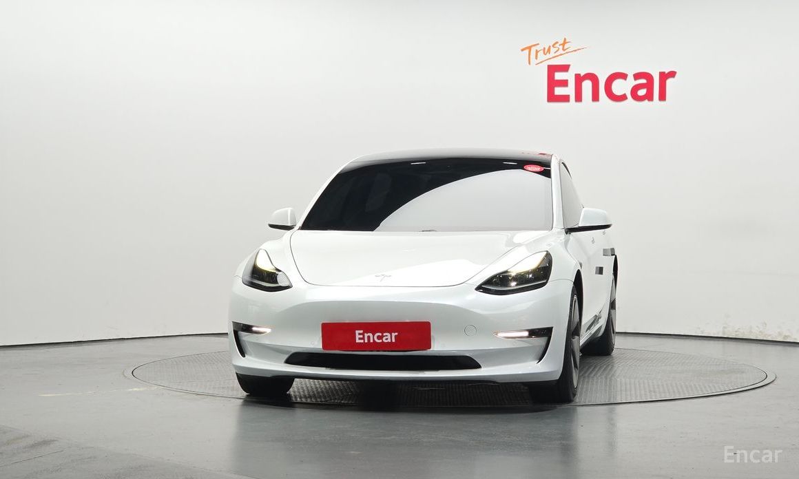  Tesla Model 3