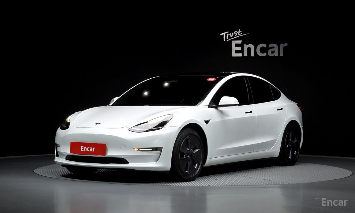  Tesla Model 3