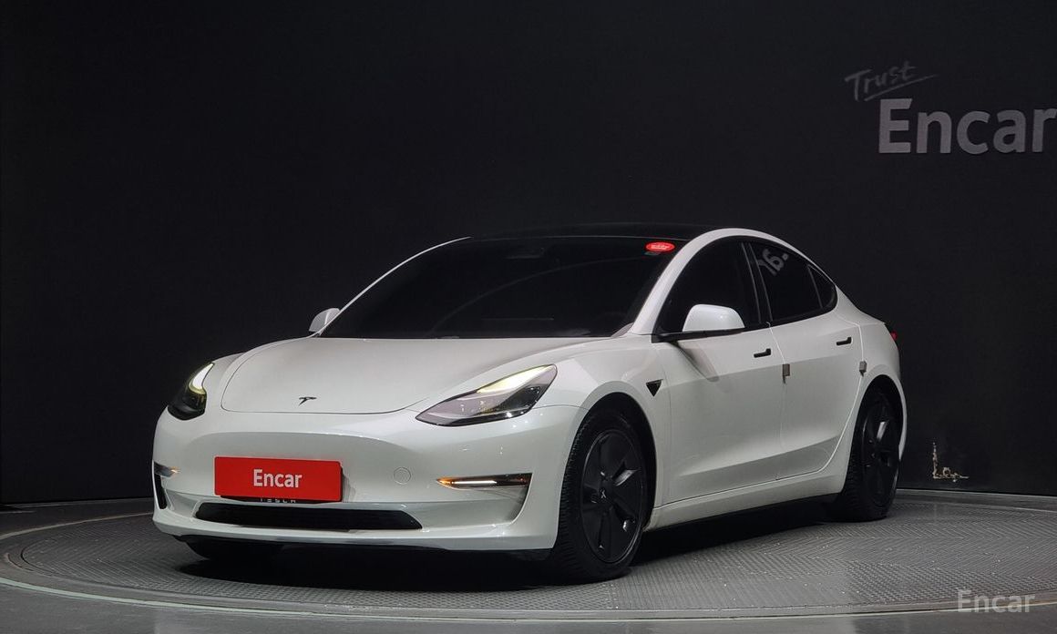  Tesla Model 3