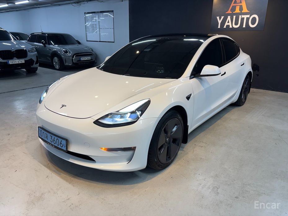  Tesla Model 3