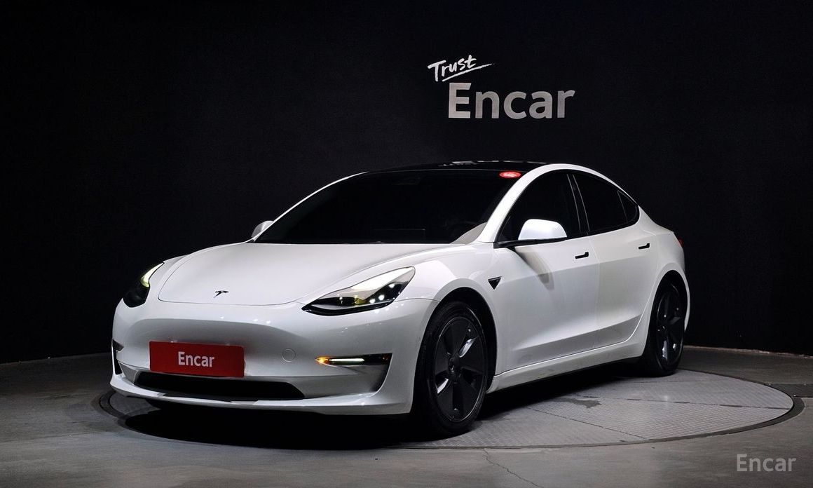  Tesla Model 3