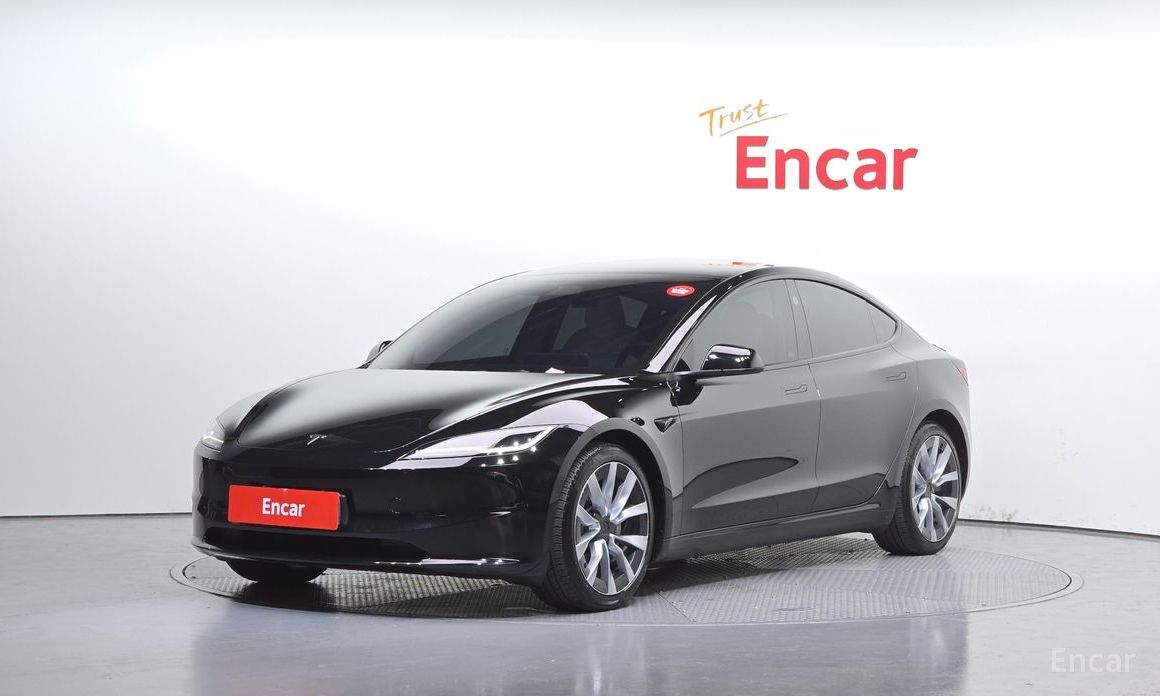 Tesla Model 3