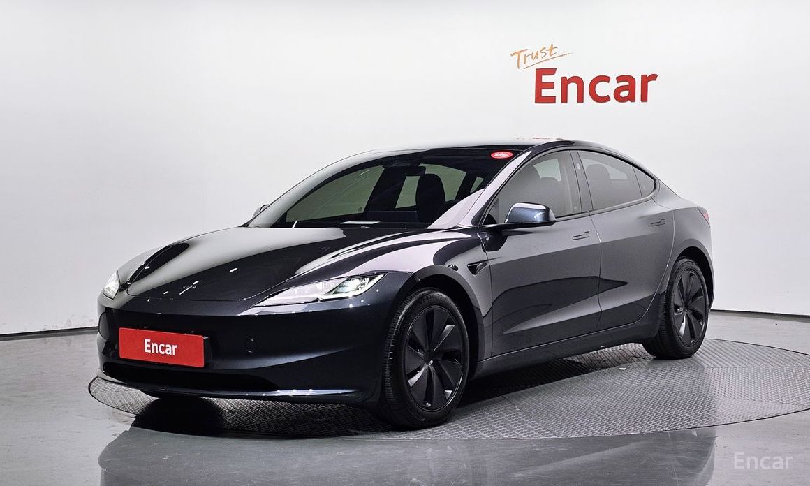  Tesla Model 3