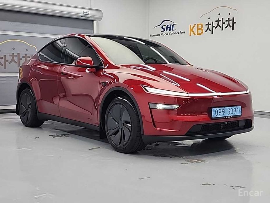  Tesla Model Y