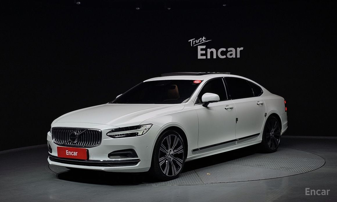  Volvo S90