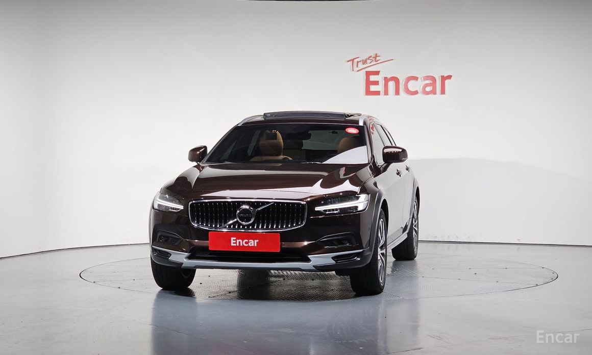  Volvo V90