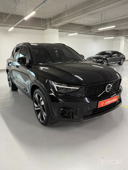 Volvo XC40