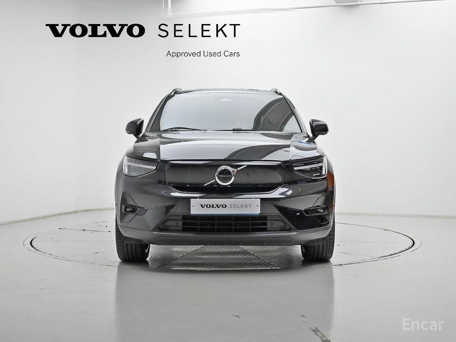  Volvo XC40