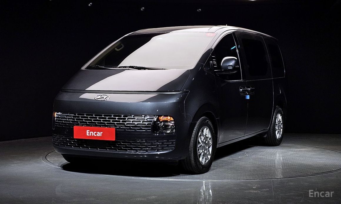 Hyundai Staria