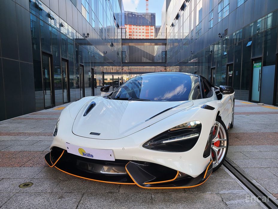 Mclaren 765LT