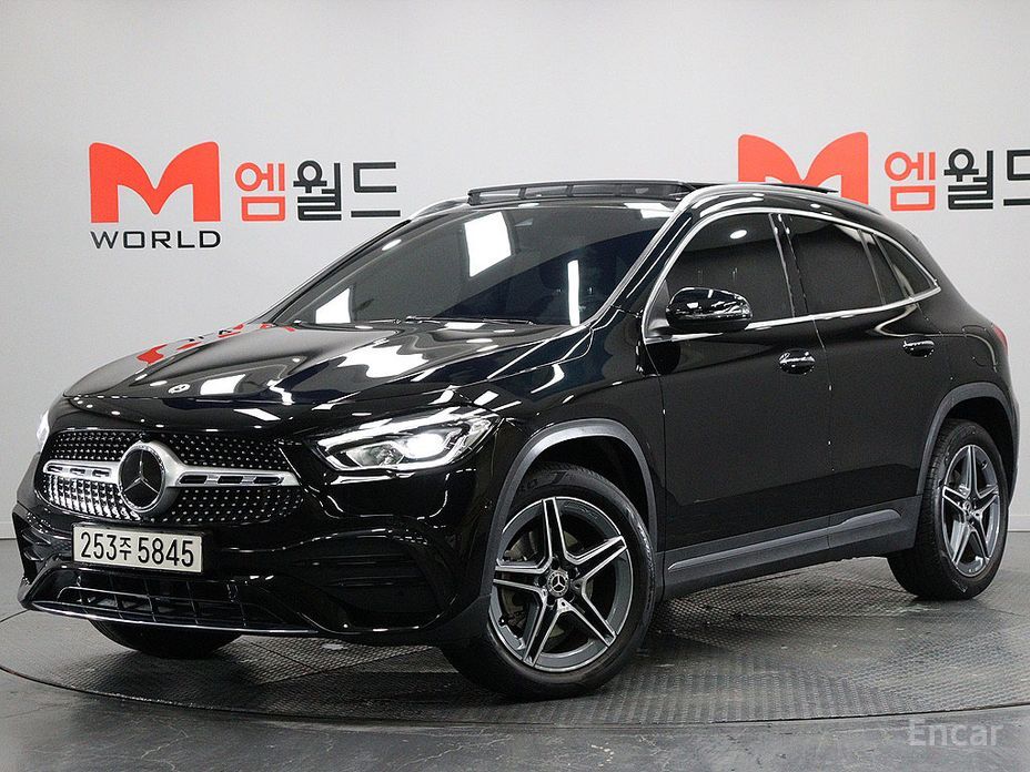 Mercedes-Benz GLA-Class