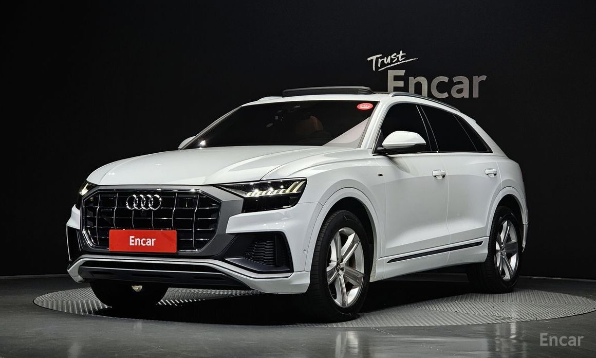 Audi Q8