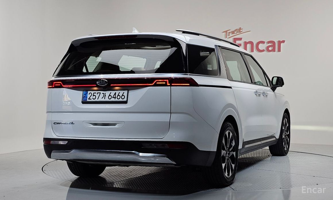Kia Canival