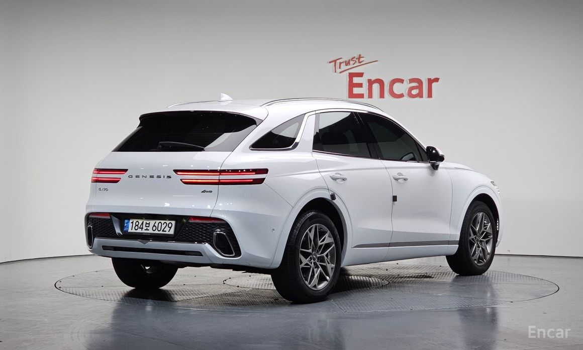 Genesis GV70